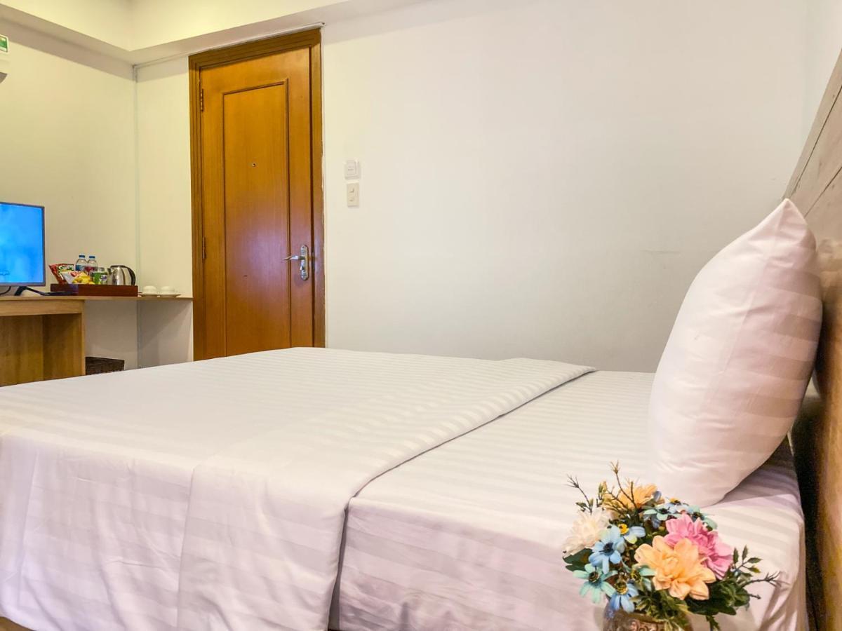 Olwen Hotel Nha Trang Buitenkant foto