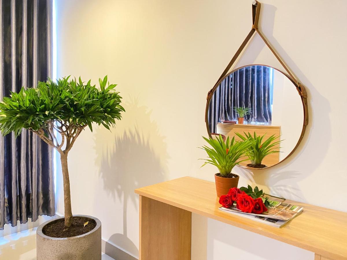 Olwen Hotel Nha Trang Buitenkant foto
