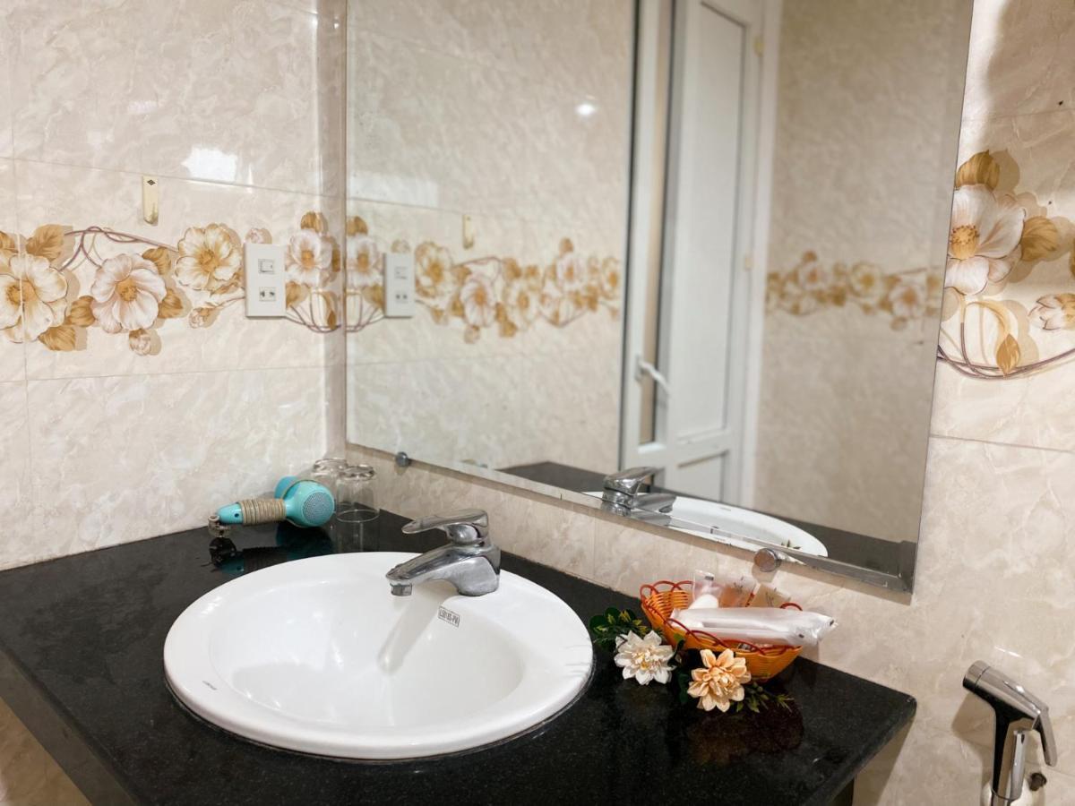 Olwen Hotel Nha Trang Buitenkant foto